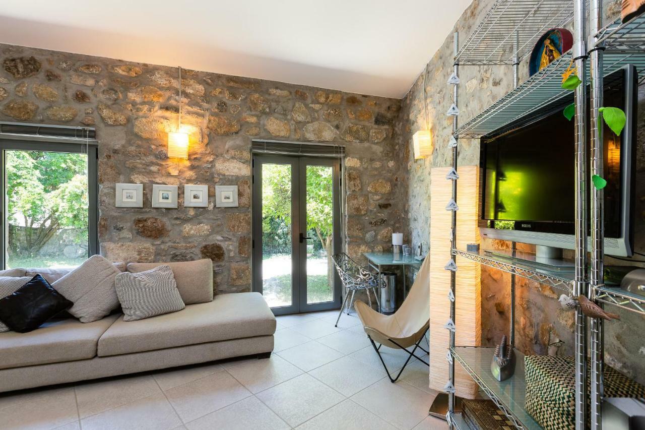 Muazzo Creta Stone House, Nature Escape With Pool, By Thinkvilla Pigí Екстериор снимка